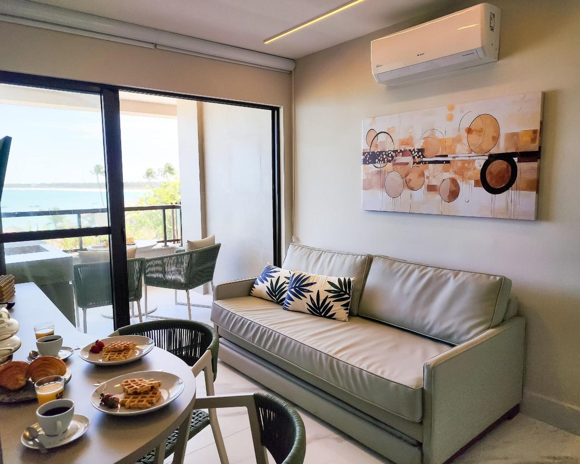 Deluxe One-Bedroom Apartment Ocean View