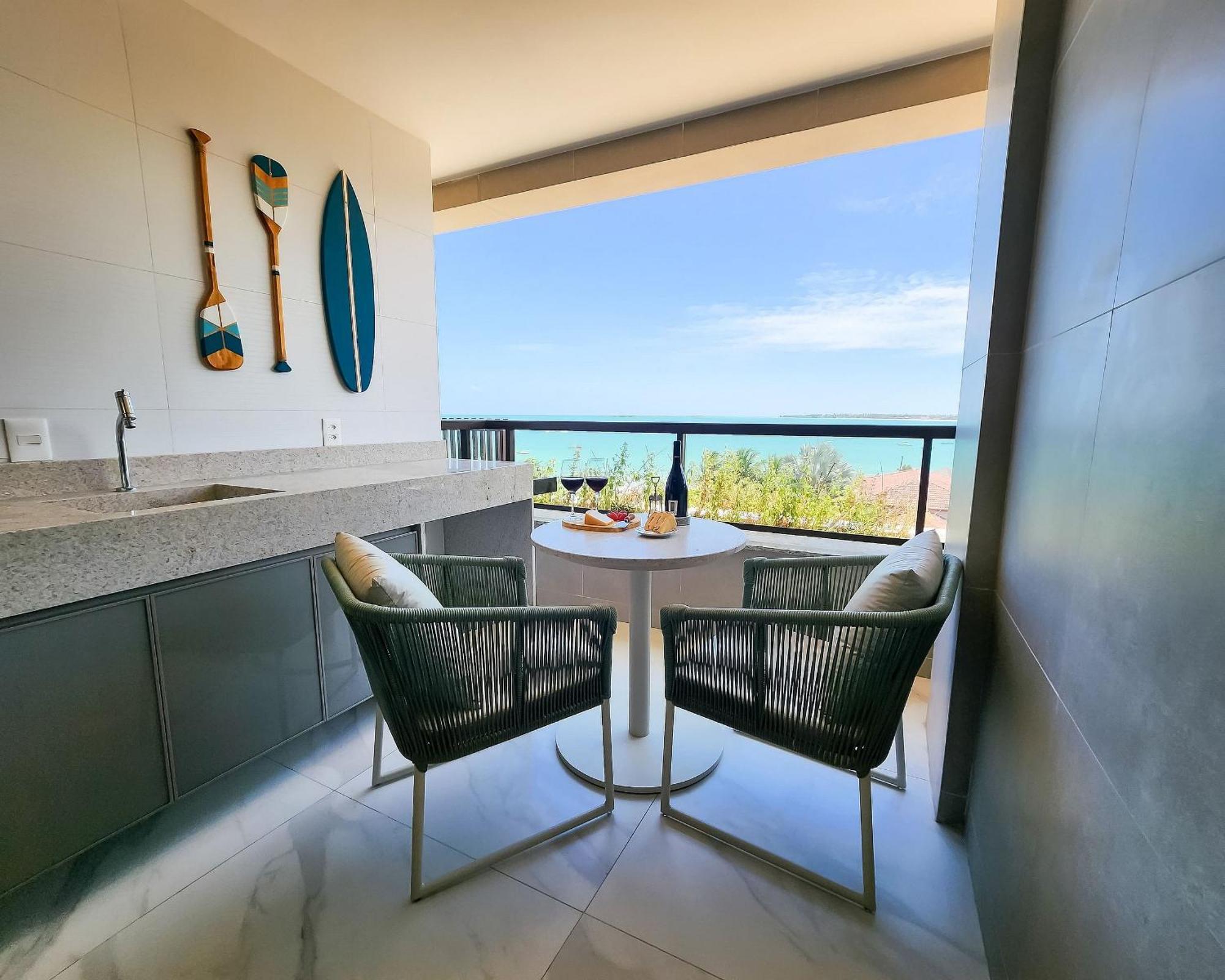 Deluxe One-Bedroom Apartment Ocean View